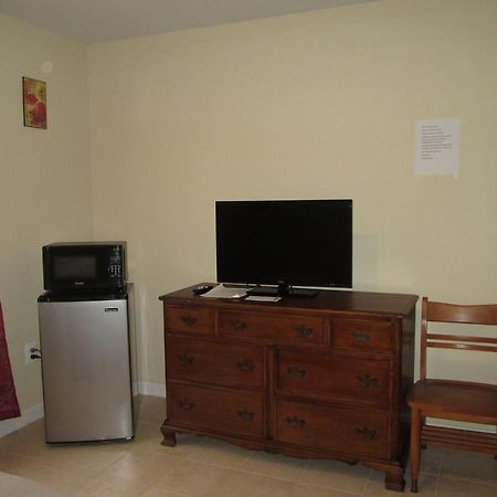Misquamicut Beach Front Inn Westerly Ngoại thất bức ảnh