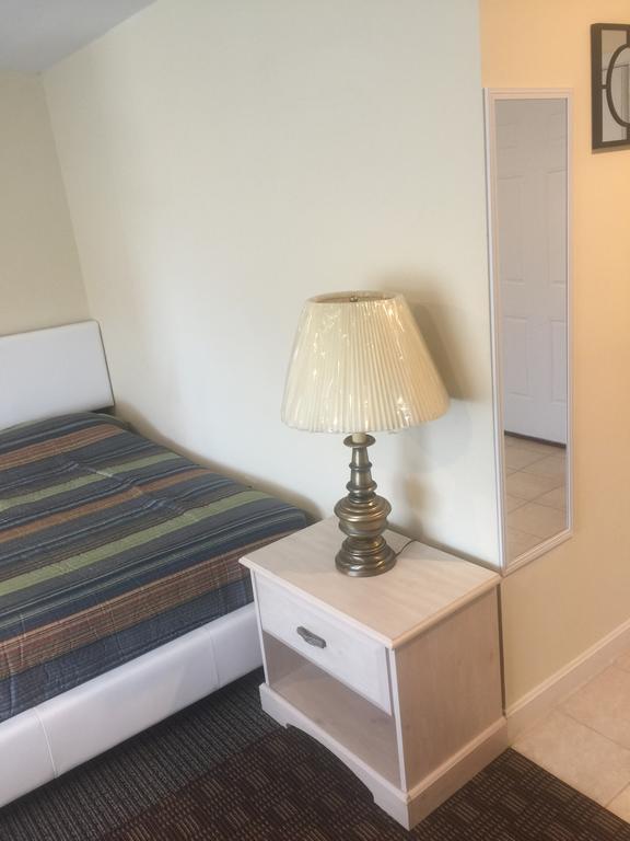 Misquamicut Beach Front Inn Westerly Ngoại thất bức ảnh