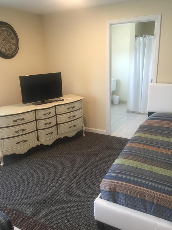 Misquamicut Beach Front Inn Westerly Ngoại thất bức ảnh