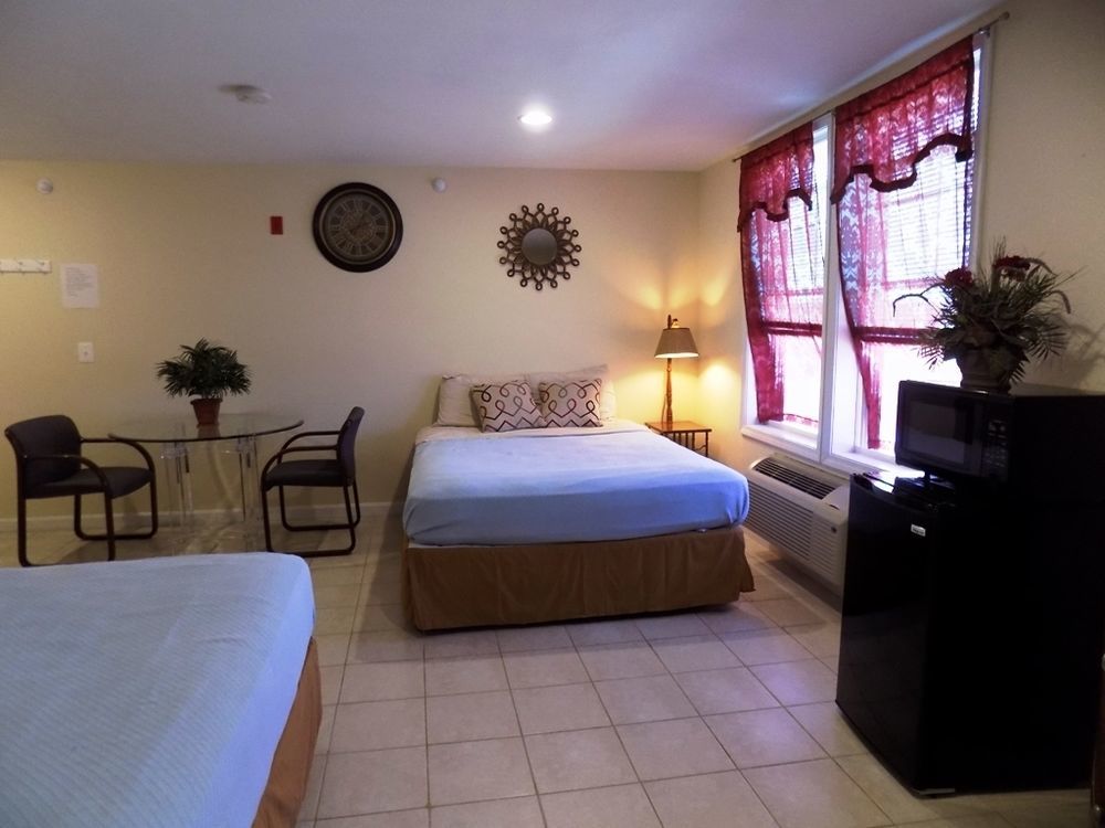 Misquamicut Beach Front Inn Westerly Ngoại thất bức ảnh