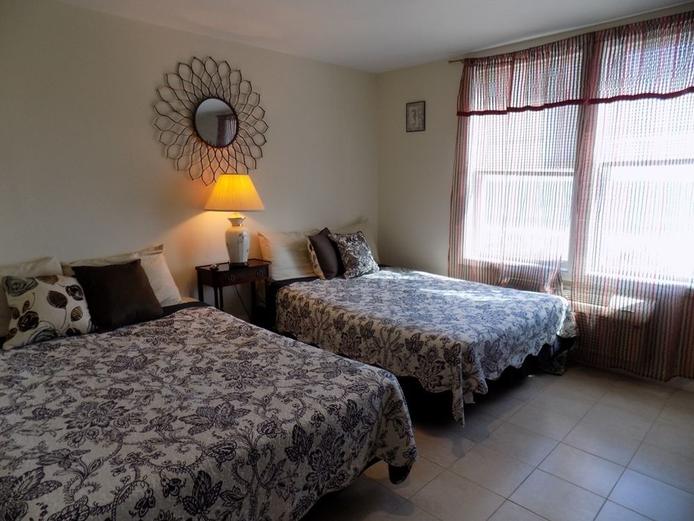 Misquamicut Beach Front Inn Westerly Ngoại thất bức ảnh