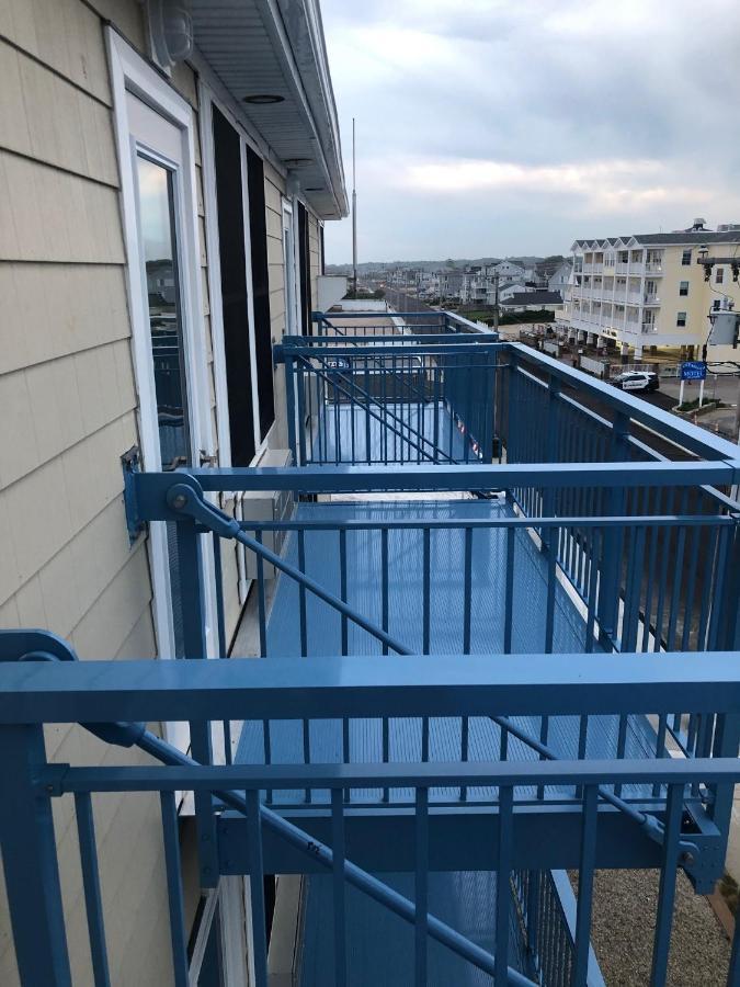 Misquamicut Beach Front Inn Westerly Ngoại thất bức ảnh